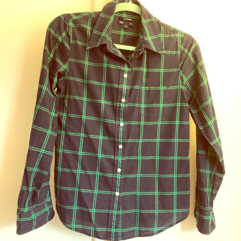 SOLD❗️GAP shirt